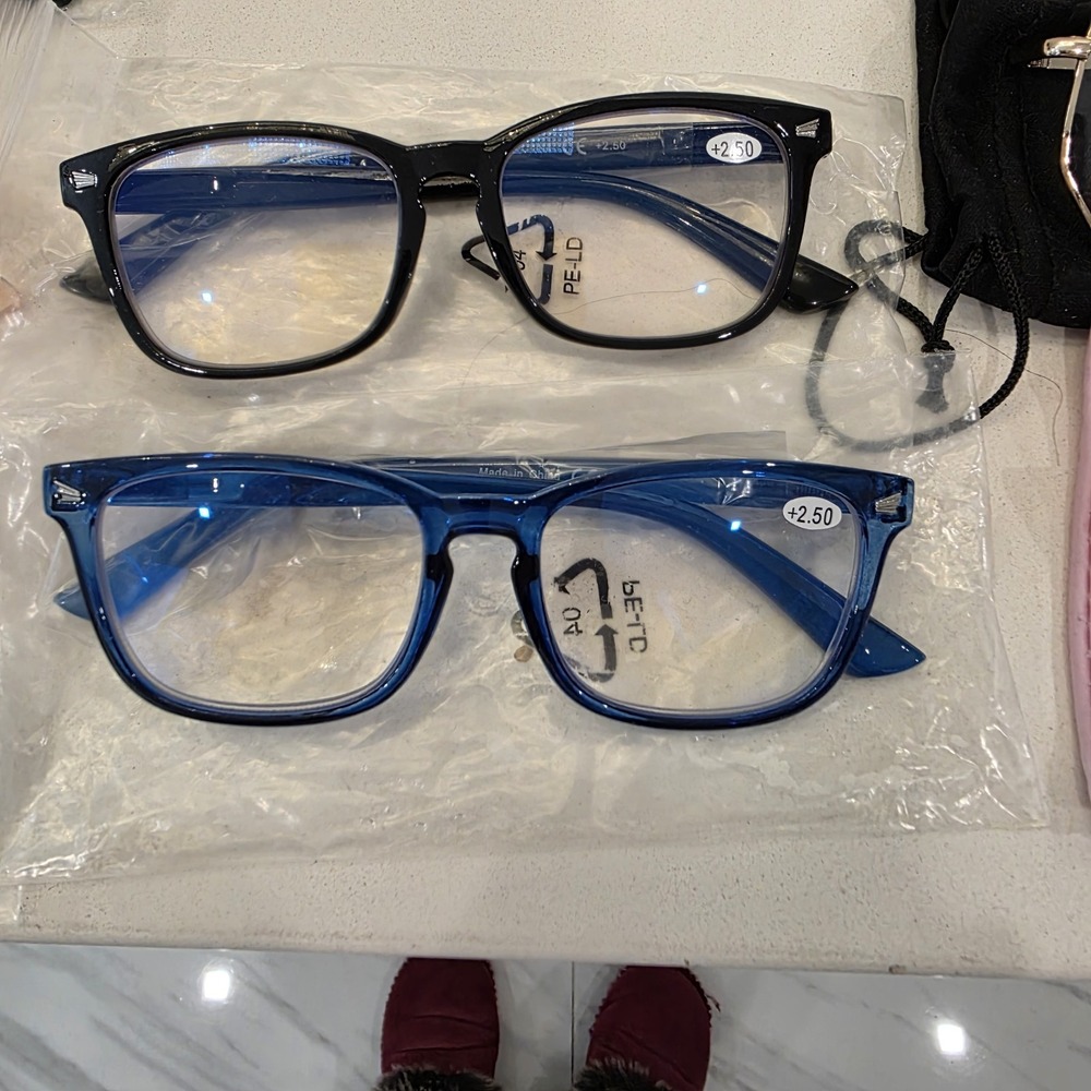 Bundle Of 14 SunGlasses & Eye Glasses. Red Sojos,2 Reading Glasses +2.5, 3 Spot - Picture 8 of 15